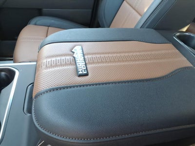 2025 Chevrolet Silverado 3500 HD High Country