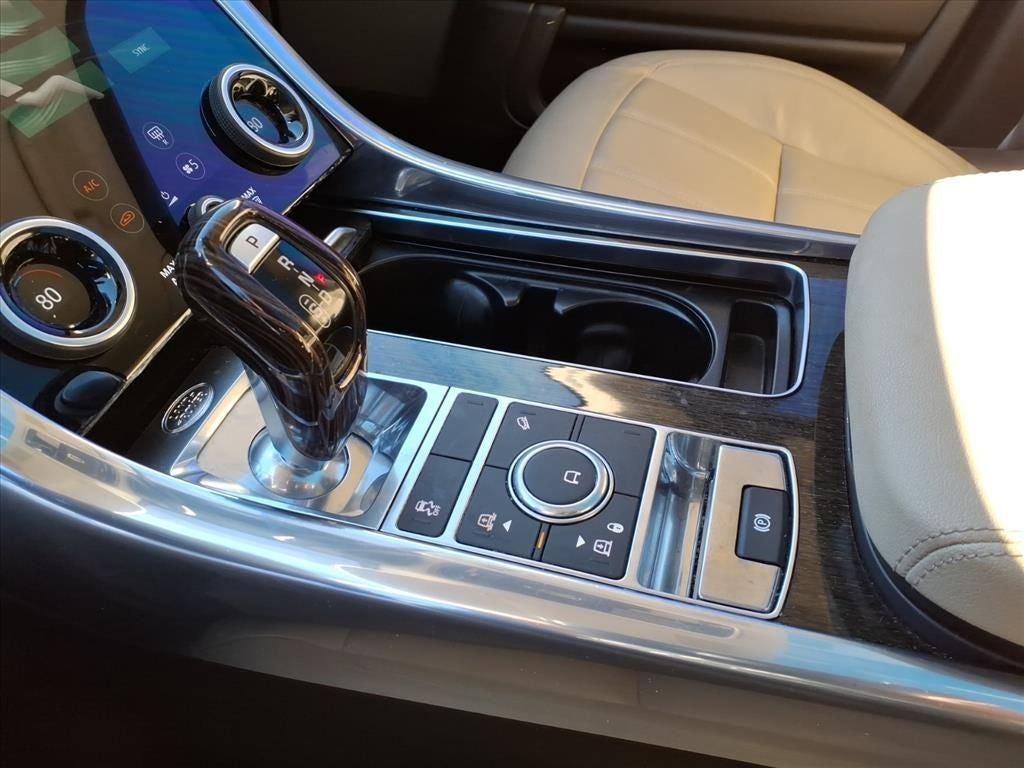 2020 Land Rover Range Rover Sport SE